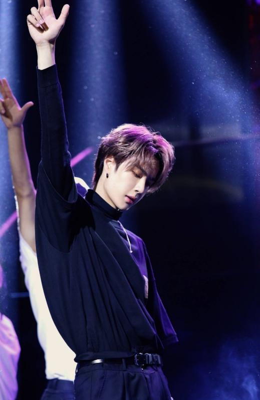 王一博吃瓜最新消息视频