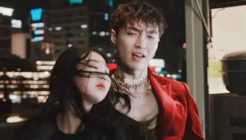 三个女的吃瓜视频大全,三位女神同框吃瓜，精彩瞬间大盘点