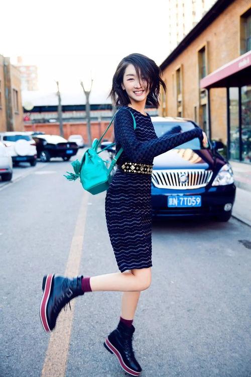 吃瓜金仔的街拍视频,带你领略潮流风采