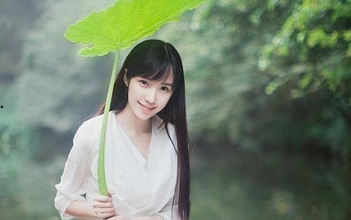 大二清纯女孩吃瓜视频,大二清纯女孩的意外吃瓜之旅