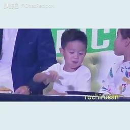 阿爸吃瓜的视频,揭秘娱乐圈幕后故事